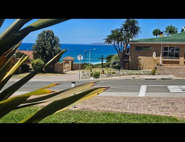 5 BEDROOM HOUSE FOR SALE IN REEBOK